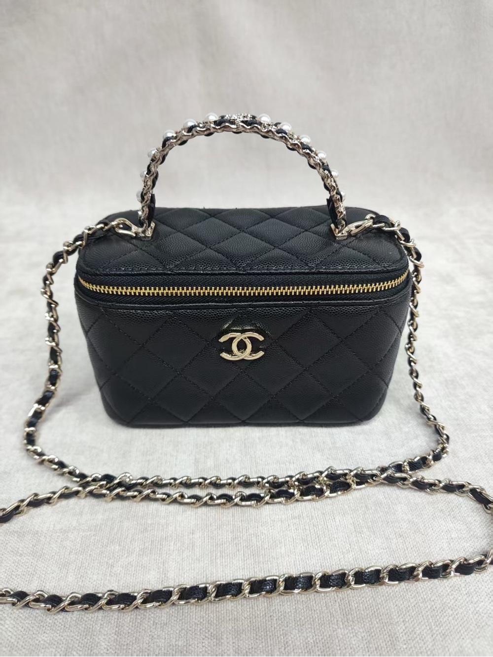 🖤 Chanel Black Caviar Leather Mini Box Bag Chain Strap